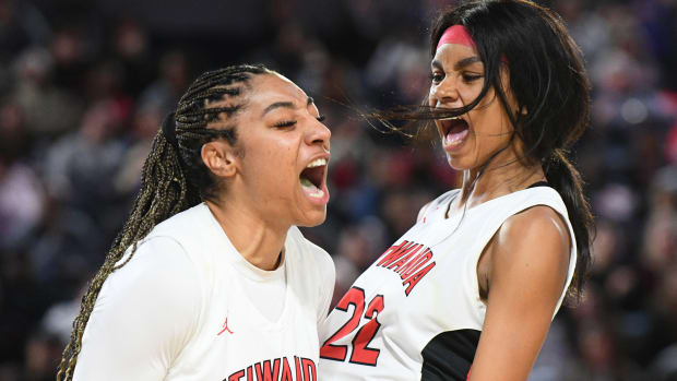 Etiwanda vs. Sierra Canyon in the CIF Southern Section Open Division girls basketball final at Cal Baptist University on Friday, Feb. 23, 2024.